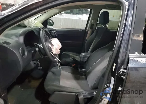 2016 Jeep Compass Sport z USA, uszkodzony, nr VIN 1C4NJDBB0GD566848